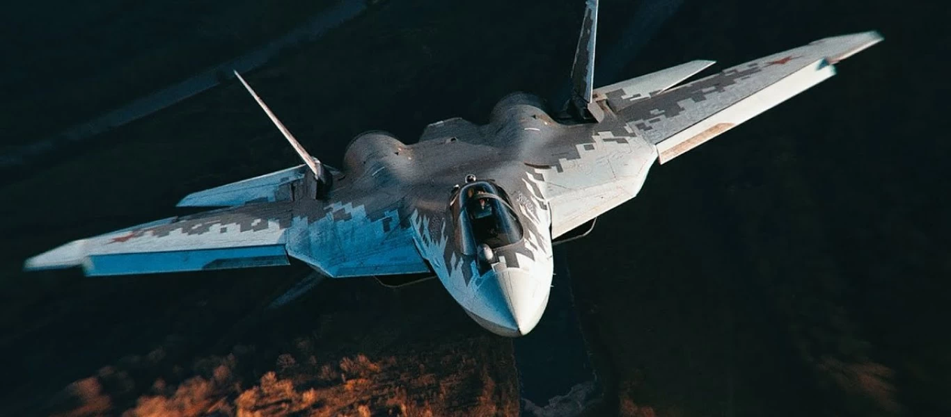 Το ρωσικό μαχητικό 5ης γενιάς SU-57 θα μπορεί να πετάει και χωρίς πιλότο